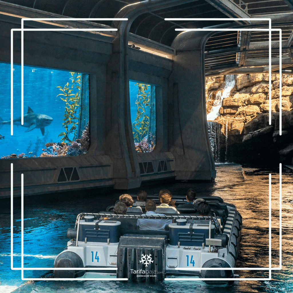 Dinosaurs at Jurassic World: The Ride