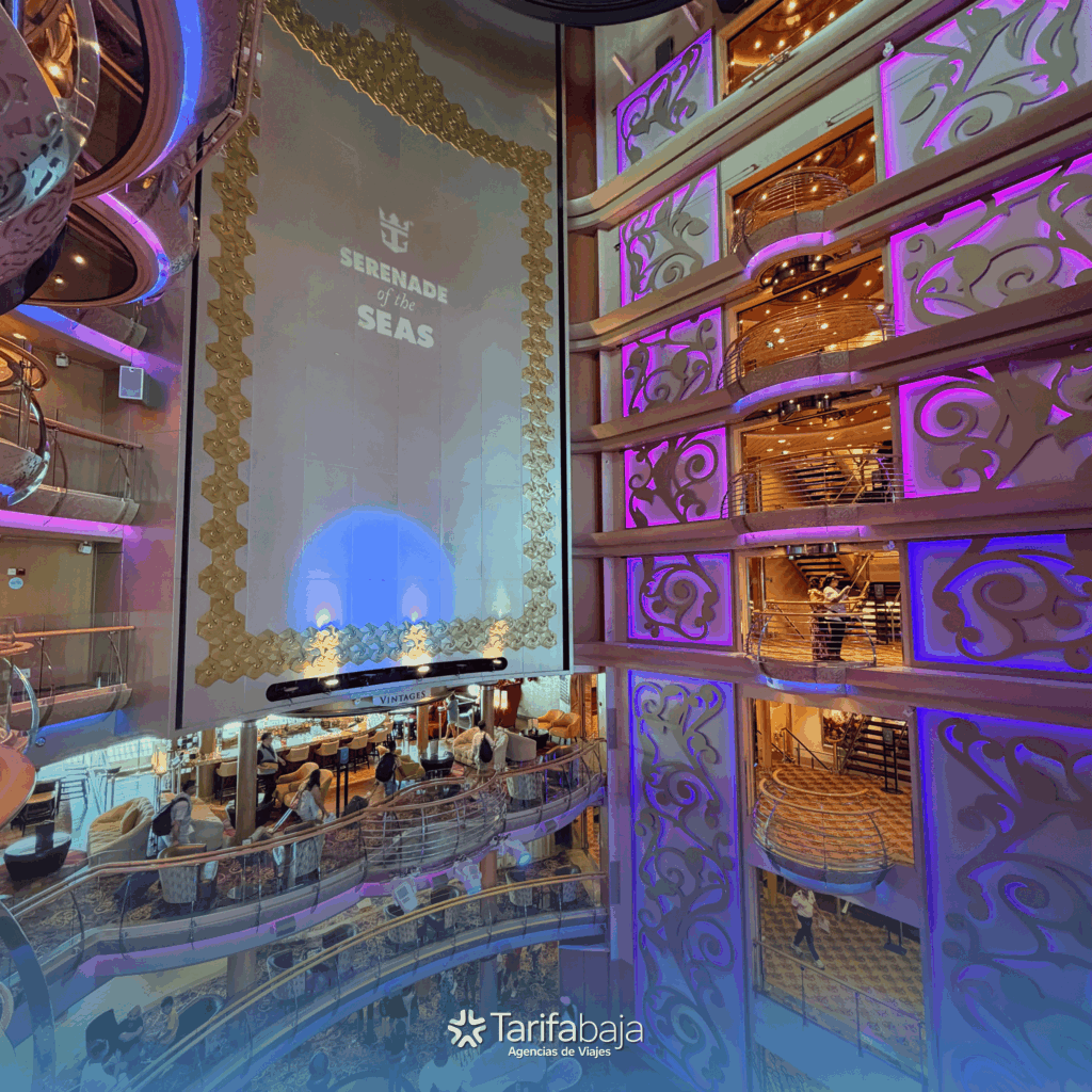 Discover Serenade of the Seas: the perfect Caribbean cruise